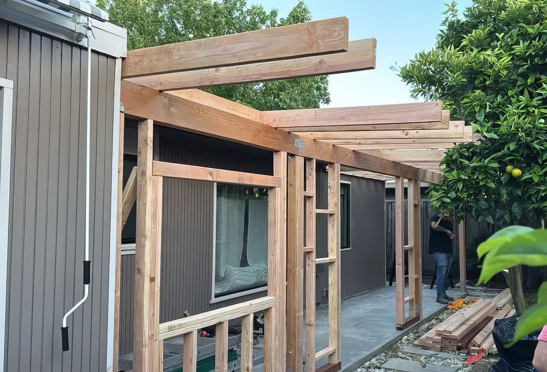 Home Building Contractor in CA-01