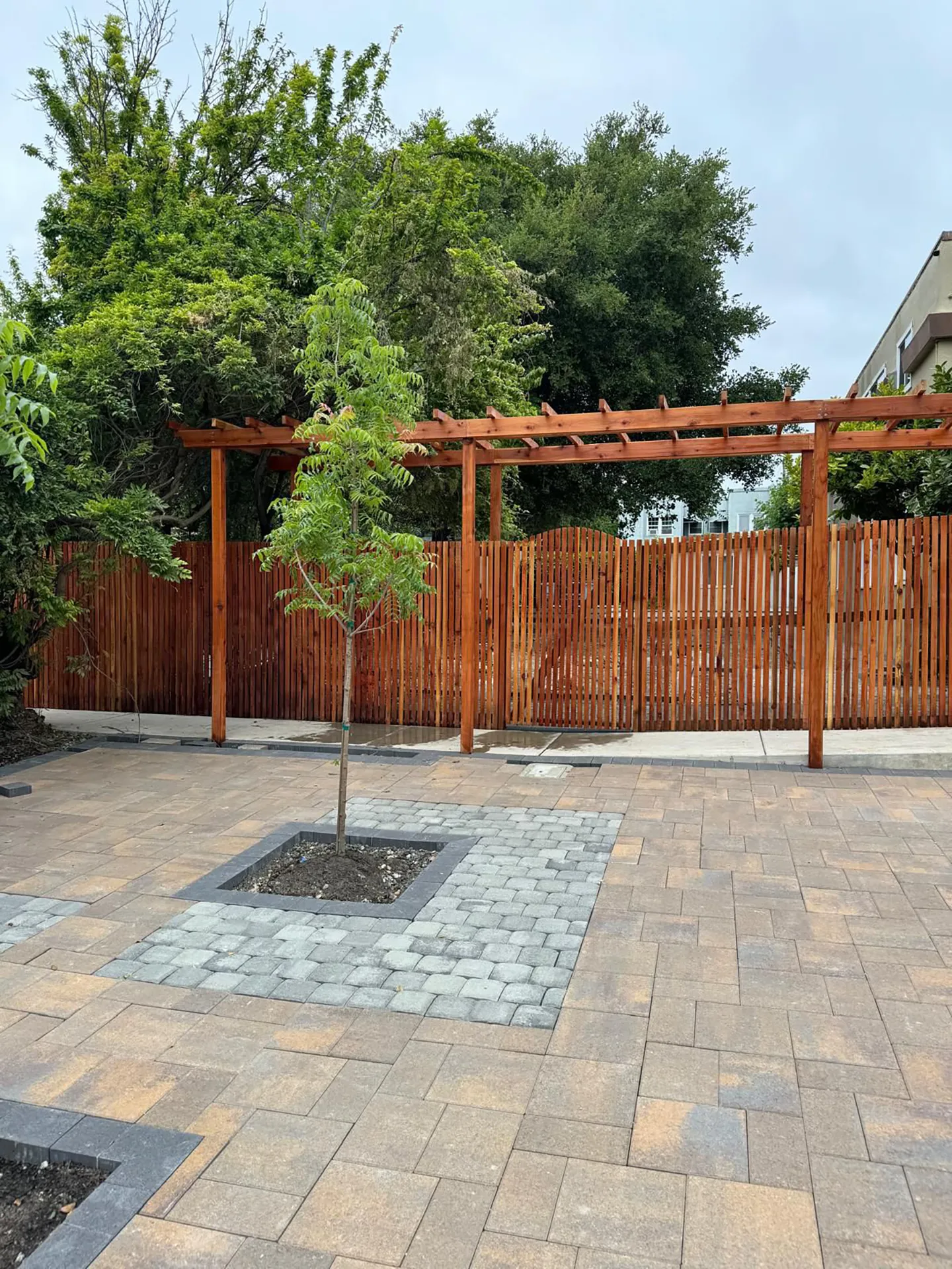 Pergola in CA-15